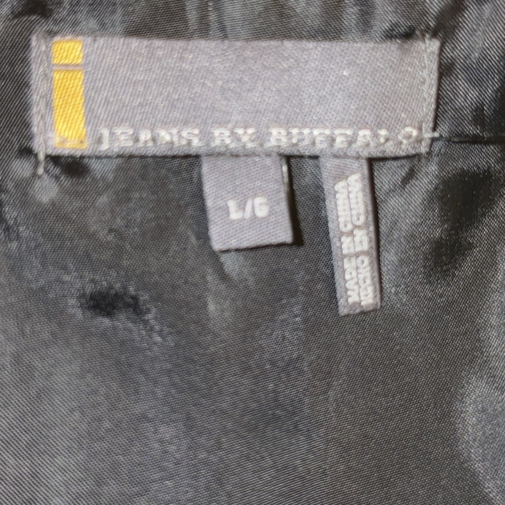 i jeans by Buffalo Black Feathered Mini Skirt - Picture 2 of 2